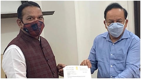 MP Shrirang Barne demand to Resume supply of medical supplies to state government