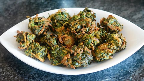 Palak Bhaji Recipe In Marathi