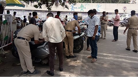 मुंबई विना मास्क फिरणाऱ्यांची काही खैर नाही, दुप्पट मार्शल तैनात