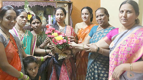 Pune Priyanka dhumal gets 185th rank in the first class judicial exam