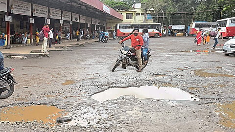 'Shortcut' to private drivers from Sangli bus stand