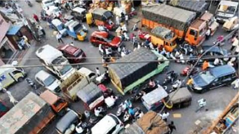 A vehicle behind three persons in Sangli district; Doubled in nine years