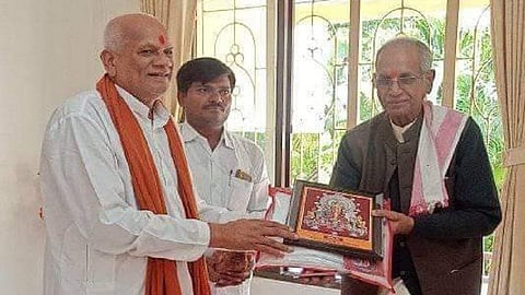 Shri Ram Janmabhoomi Tirtha Vikas Samiti Ayodhya G General Secretary Champat Rai said that everyone should participate in Ram Mandir 2.jpg