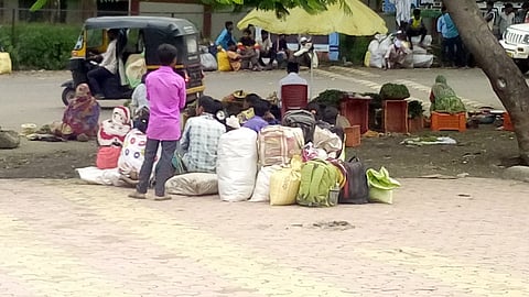 Thousands of tribal families in search of work nashik sakal news