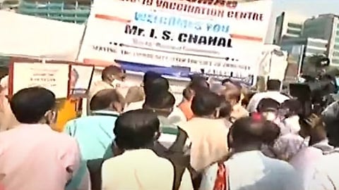 ...तर लसीकरण थांबवण्याची वेळ आली नसती- भाजप