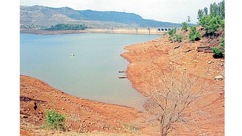Varasgav-Dam-Water