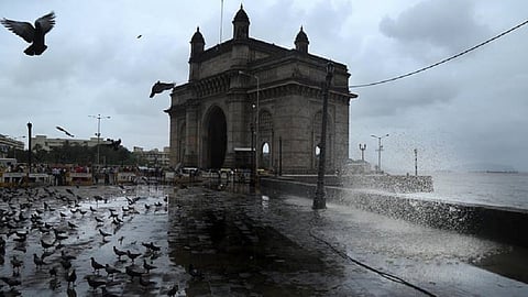 मुंबईत मान्सूनची चाहुल! सकाळपासून पावसाची रिपरिप सुरू...