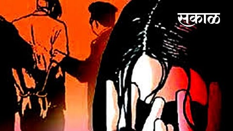 Police release three models Nagpur crime news