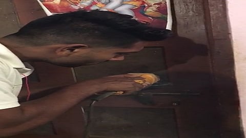baby grabbed the hook from the inside case in belgaum