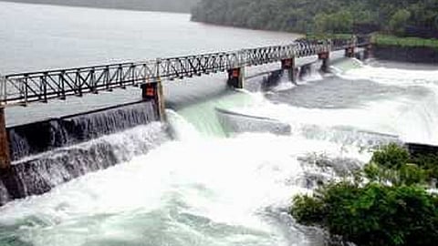 radhanagari dam gate open today morning