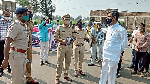 नुसता शो नको, तर ऍक्शन हवी; गृहराज्यमंत्र्यांची अधिकाऱ्यांना तंबी