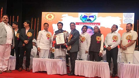 डॉ. संजीव डोळे यांना जीवन गौरव पुरस्कार
