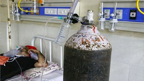 oxygen cylinder