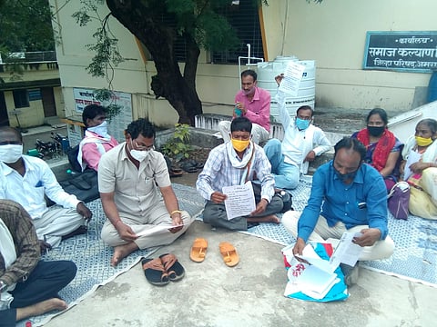 hostel employee agitation for honorarium in amravati