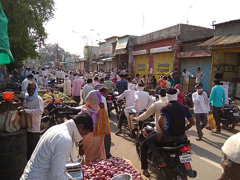 janefal bajar.jpg