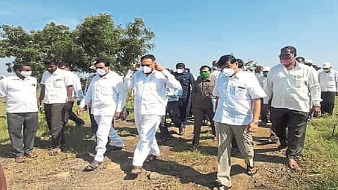 The state government stands firmly behind the farmers