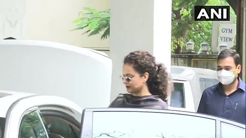 kangana ranaut ,kangana ranaut leave mumbai, maharashtra govt democracy