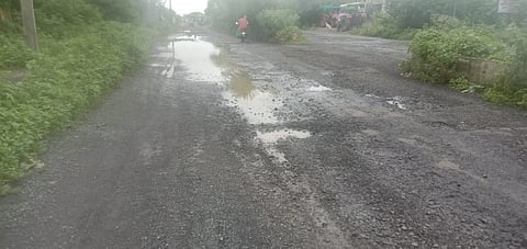 Villages that are the turning point of Akola News politics are neglected, The Karanja-Manora route is on the rise