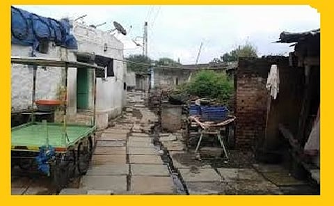Akola News The road to the village of milk producers became narrow