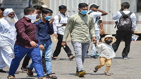 nashik curfew.jpg