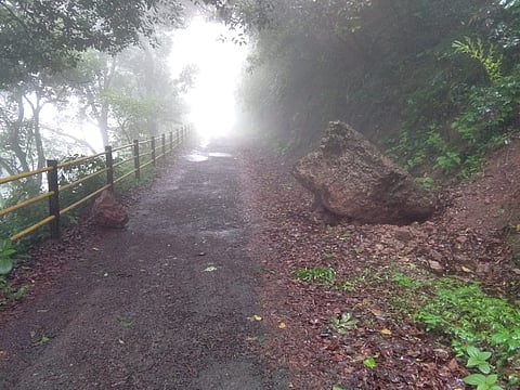 need to reconstruct the rod of panhalgad kolhapur