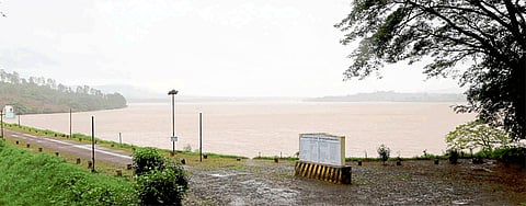 There is abundant water resources this year in Raksakop and Hidakal reservoirs