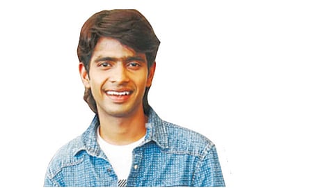 मित्रांबरोबर खेळण्याचा आनंद - प्रथमेश परब
