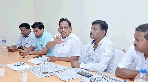 kanhaiya parkar ultimate by narayan rane supporters