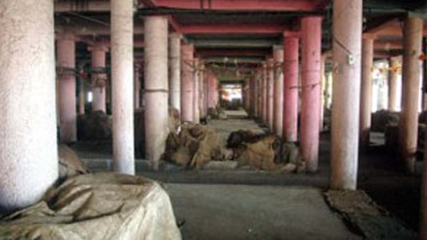 शेतकऱ्यांना पिंपरी भाजी मंडई बंद? काय अडचणी येताहेत...जाणून घ्या