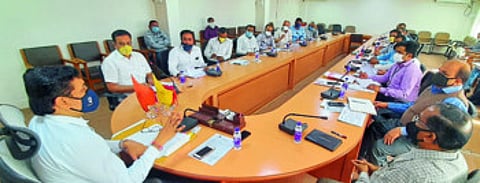 धुळ्यासह साक्रीत ५५० हेक्टरवर ‘एमआयडीसी’