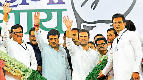 ‘कर्ज न फेडणाऱ्या शेतकऱ्यांना अभय’