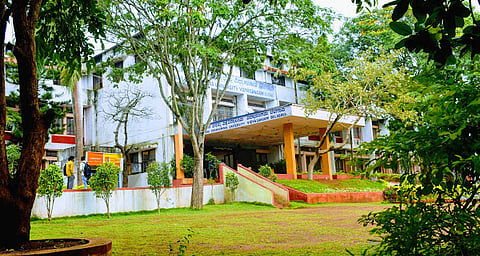 Rani Channama University appeals to students to fill up examination forms through the Student Portal