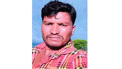 satish t.png