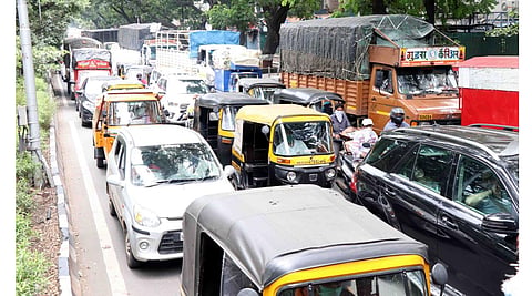 मार्केट यार्डातील शिवनेरी रस्ता घेणार मोकळा श्वास; अतिक्रमणांवर होणार कारवाई