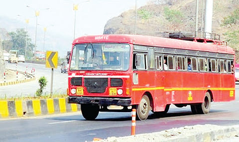 st bus