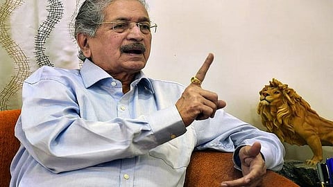 subhash desai.jpg