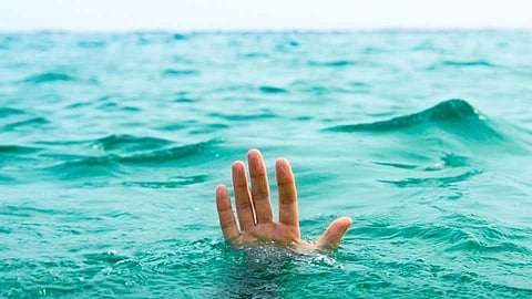 Three drowned in a well in Akkalkot taluka