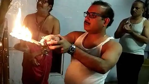 Washim Marathi News Health Minister Rajesh Tope pays homage to Balaji at Washim