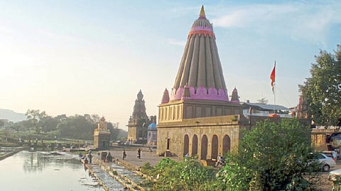 वीकएण्ड पर्यटन : चित्रीकरणाचे शहर