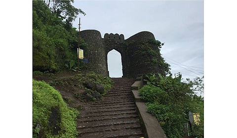 18 places dangerous on Sinhagad Ghat road