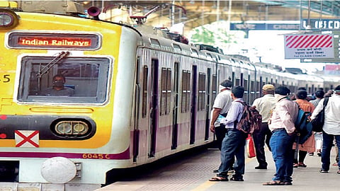 मध्य रेल्वेवर रविवारी मेगा ब्लॉक; हार्बर मार्गावर विशेष ट्रेन सुरू राहणार