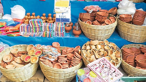 Soil Made Colored Lamps Gets Good Market Due To Ban on China Product