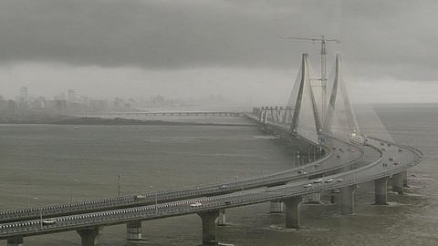 मुंबईत पावसाचा जोर ओसरणार; पण ठाणे, रायगड पालघरमध्ये कसा असेल हवामानाचा अंदाज