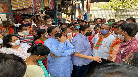 मालवणीत दलित कुटुंबांचा वस्ती सोडण्यासाठी छळ; भाजपचा कुटुंबांना पाठिंबा