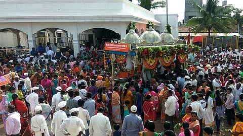3sant_sopankaka_palkhi