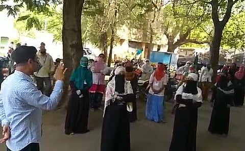 कोरोनाविरुद्धच्या लढाईत उतरल्या आता या महापालिका शाळांतील शिक्षिका (VIDEO)