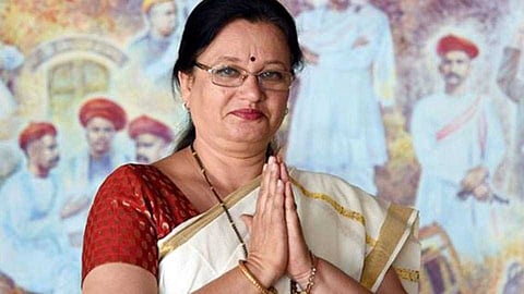 Article about Candidacy for Pune mayor in assambly election