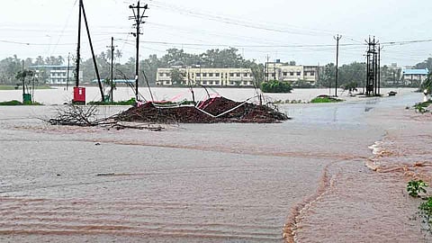 #KonkanRains वेंगुर्लेत पुरस्थिती गंभीर