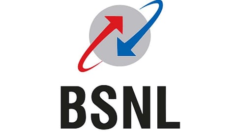 बीएसएनएलच्या 54 हजार कर्मचाऱ्यांना मिळणार नारळ?