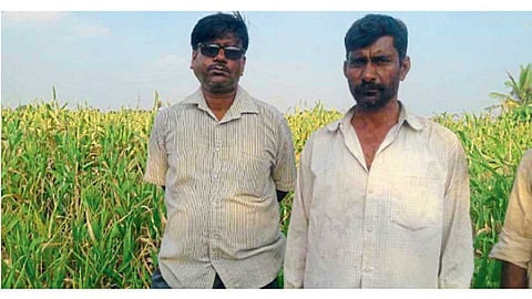 अशोक पवार व बाळासाहेब बिराजदार (उजवीकडे)
